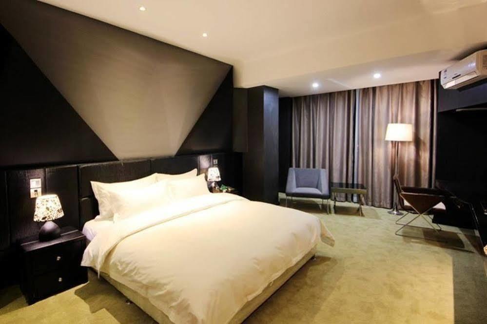 Luoyang Mubin Business Hotel Kucseng Kültér fotó